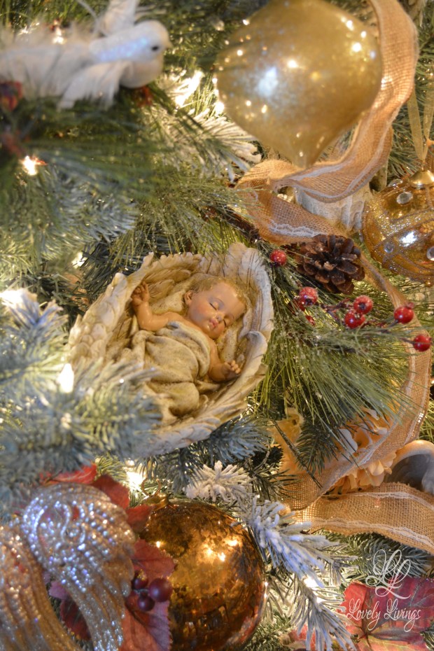 a-lovely-livings-christmas-tree