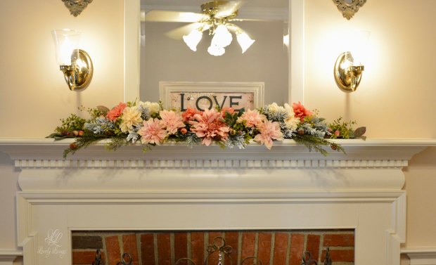 Valentine Mantel